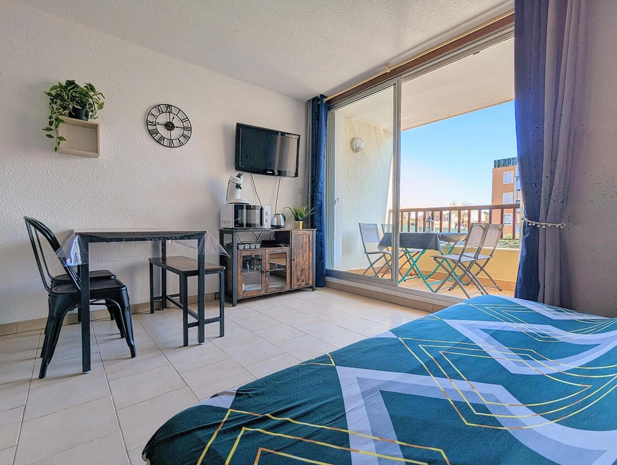 Appartement Au Calme + Parking Agde Eksteriør bilde