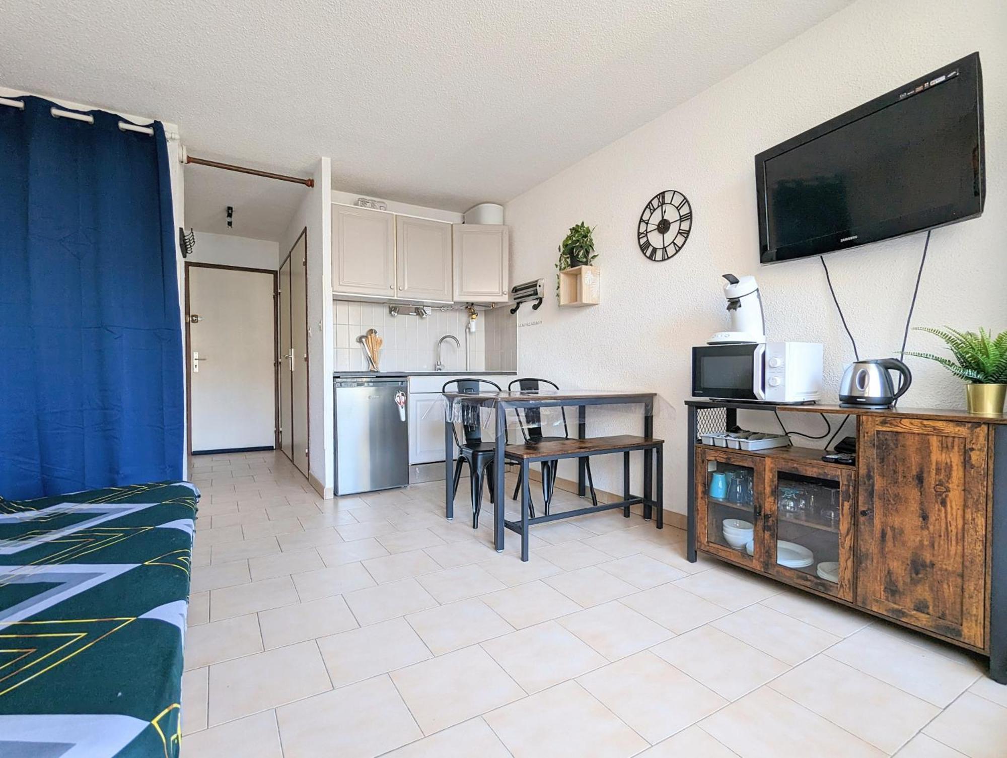 Appartement Au Calme + Parking Agde Eksteriør bilde