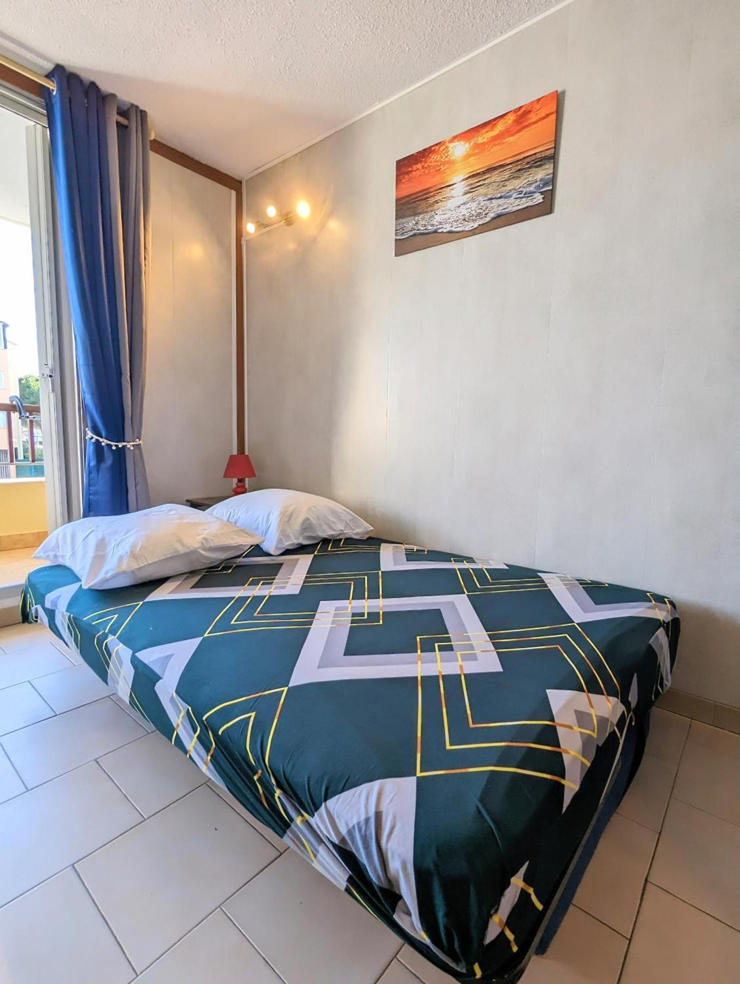 Appartement Au Calme + Parking Agde Eksteriør bilde