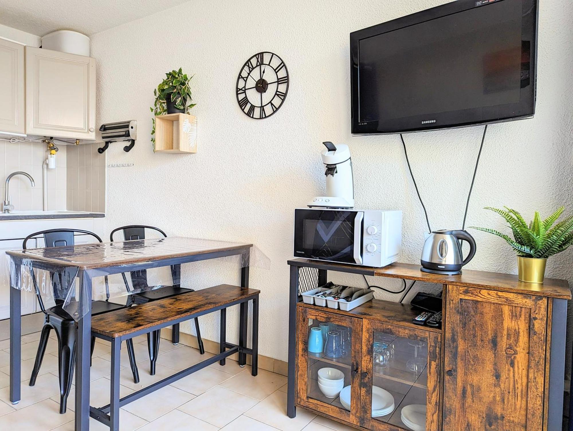 Appartement Au Calme + Parking Agde Eksteriør bilde